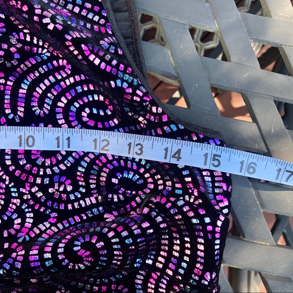 Bebe Crop Top - Picture 5 of 7